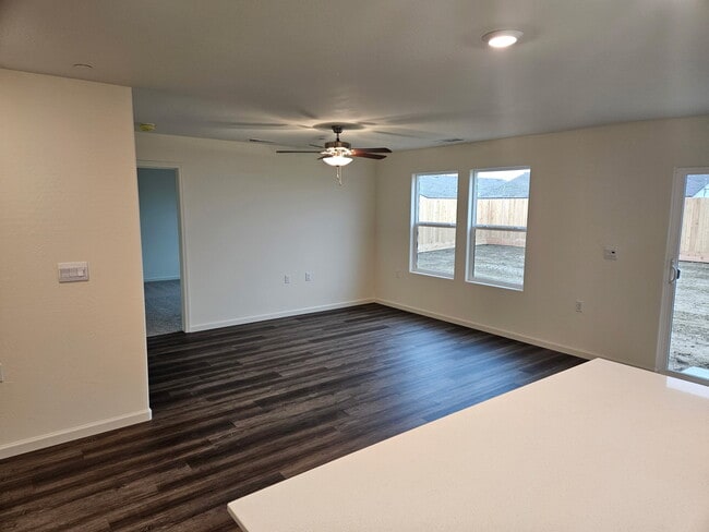 Photo - 630 Marshall Ln