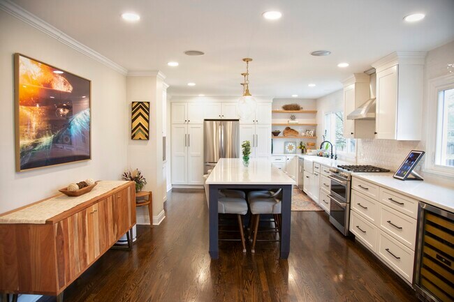 Photo - 2S316 Arrowhead Dr