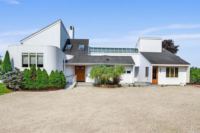 Photo - 11 Watersedge Ct