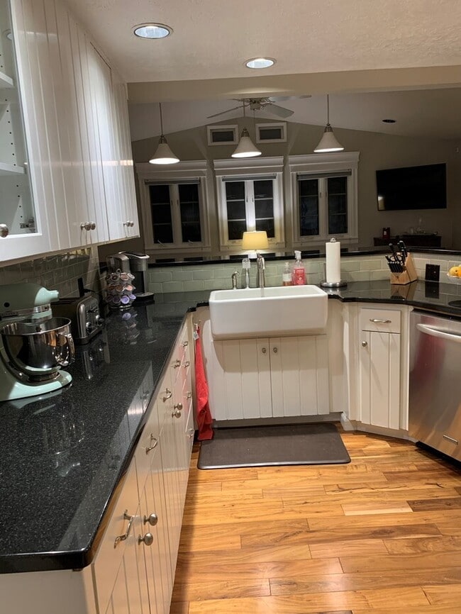 Photo - Spacious 4- Bed Home in Rivergrove Featuring 4-Car Garage, RV Parking, Fenced Yard, Minutes from ...