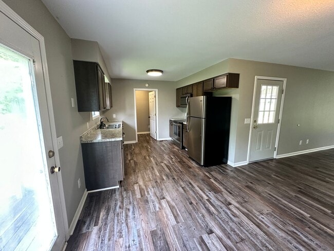 Photo - 1009 Northwood Dr Unit A