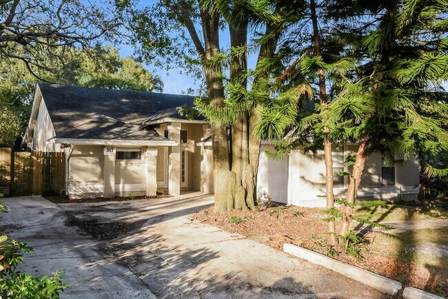 Photo - 317 Ridgewood St