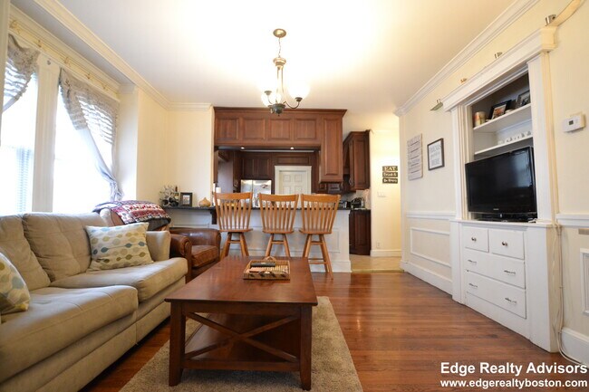 Photo - 57 Hobart St