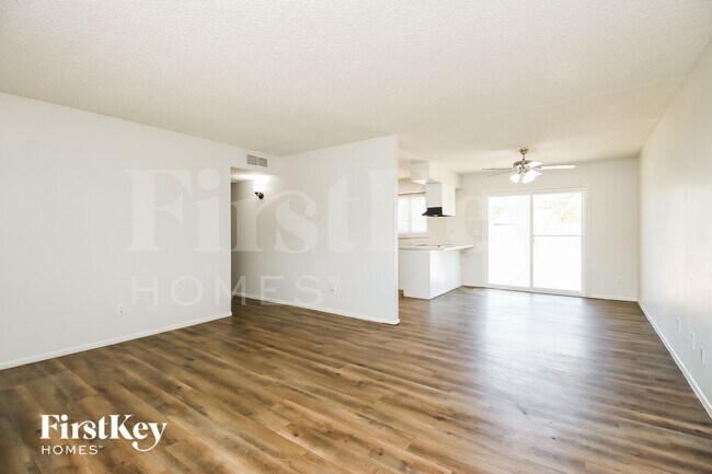 Photo - 5756 W Cortez St