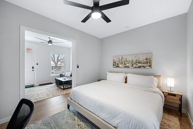 Photo - Remodeled 1BD, 1BA in the Highlands with B...