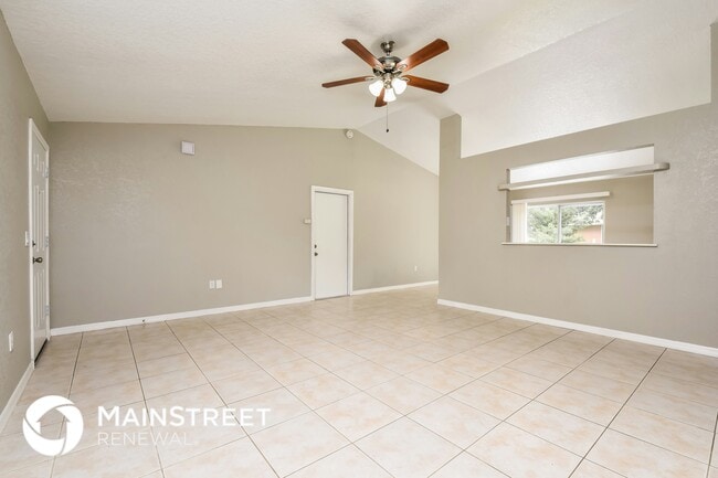 Photo - 2630 Canoe Ln