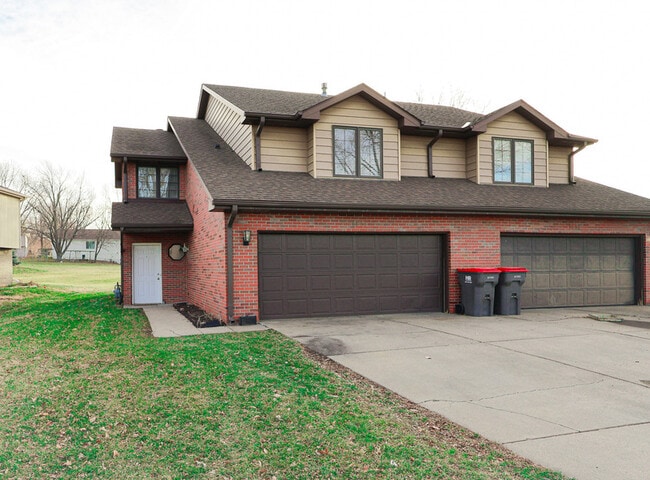 Photo - 5500 S 31st St