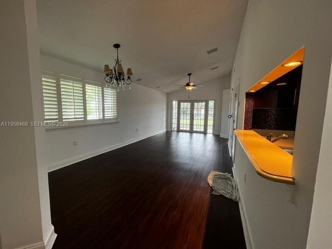 Photo - 4201 Glenmoor Dr Unit 4201