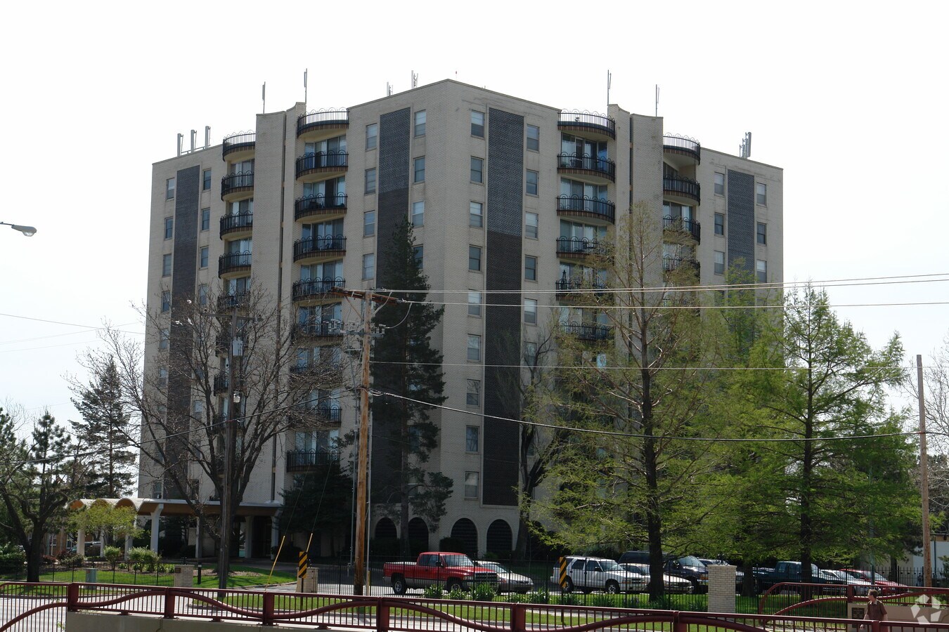 Photo - Parklane Towers