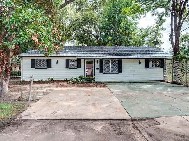 Photo - 3630 Corksie St House