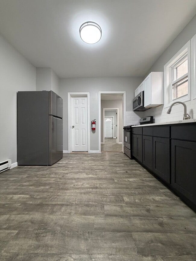 Photo - Somerset Apartments