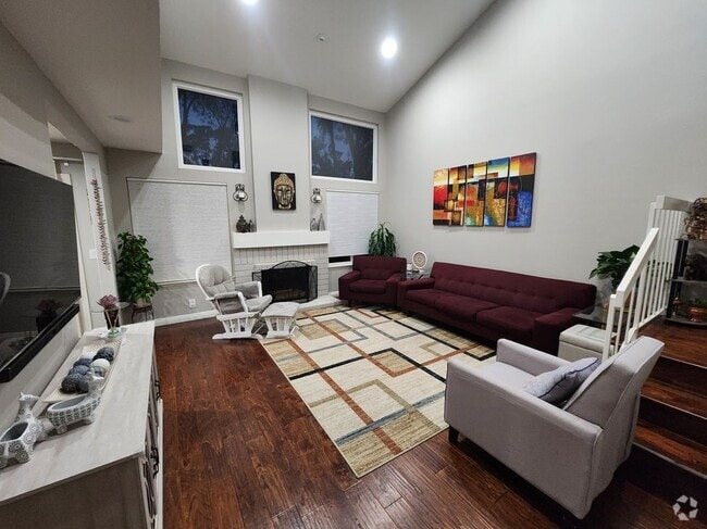 Building Photo - 6504 E Camino Vista Rental