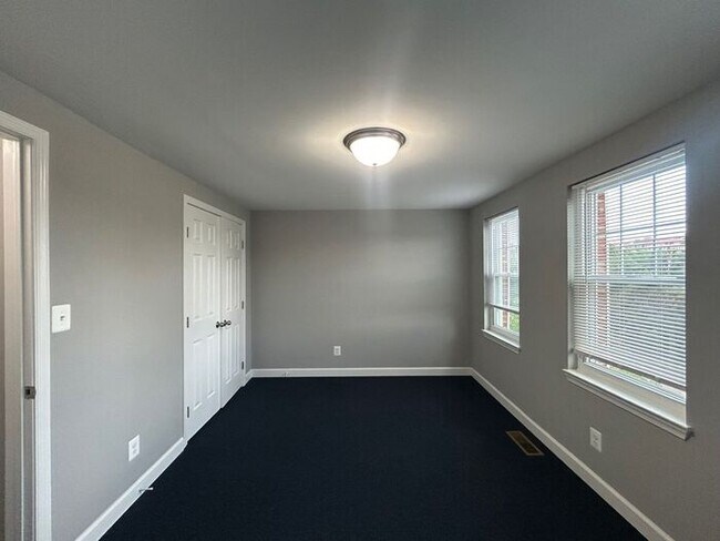 Photo - 4 Bedroom Home