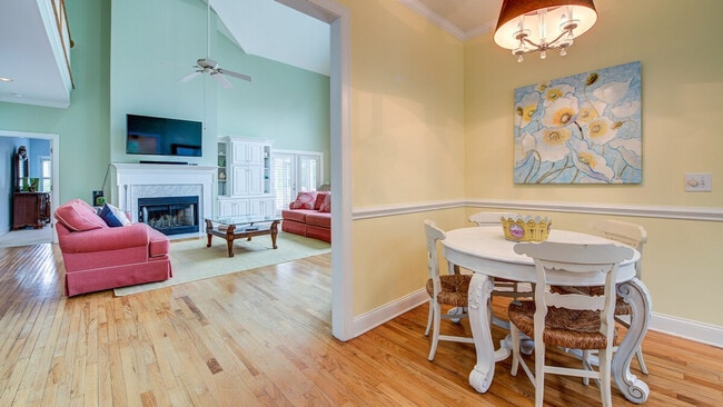 Photo - 165 Bonnyneck Dr Unit ID1356497P