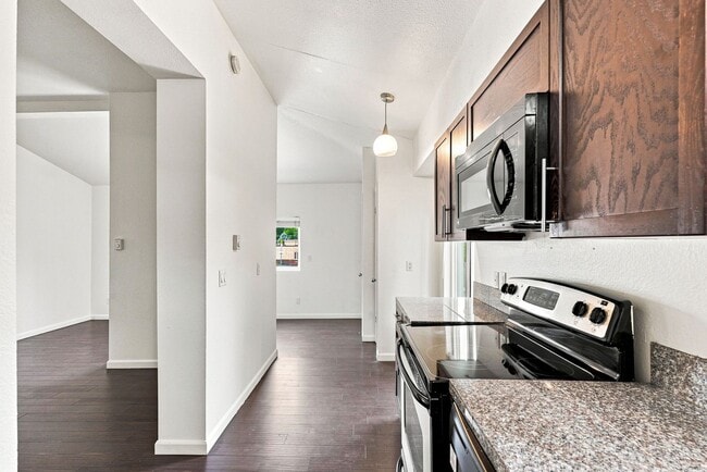 Photo - 2100 S Logan St Unit Apt. A
