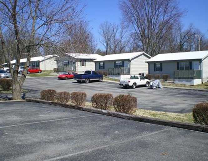 Foto principal - 304 W Briar Ave