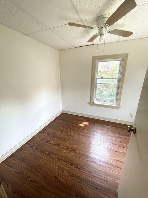 951 W 21st St Unidad 2