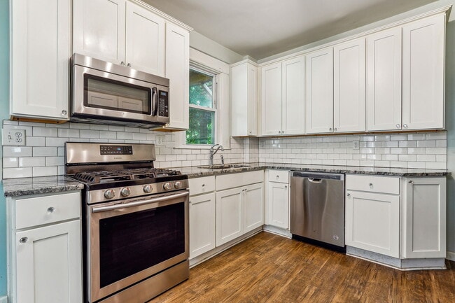 Photo - 2246 N 4th St