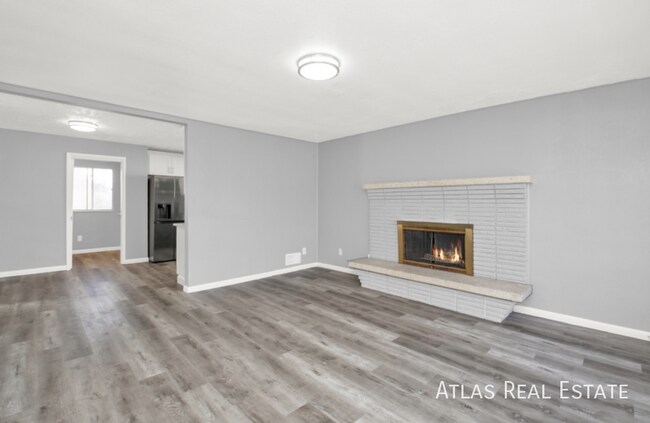 Photo - 725 2nd St Unit 1