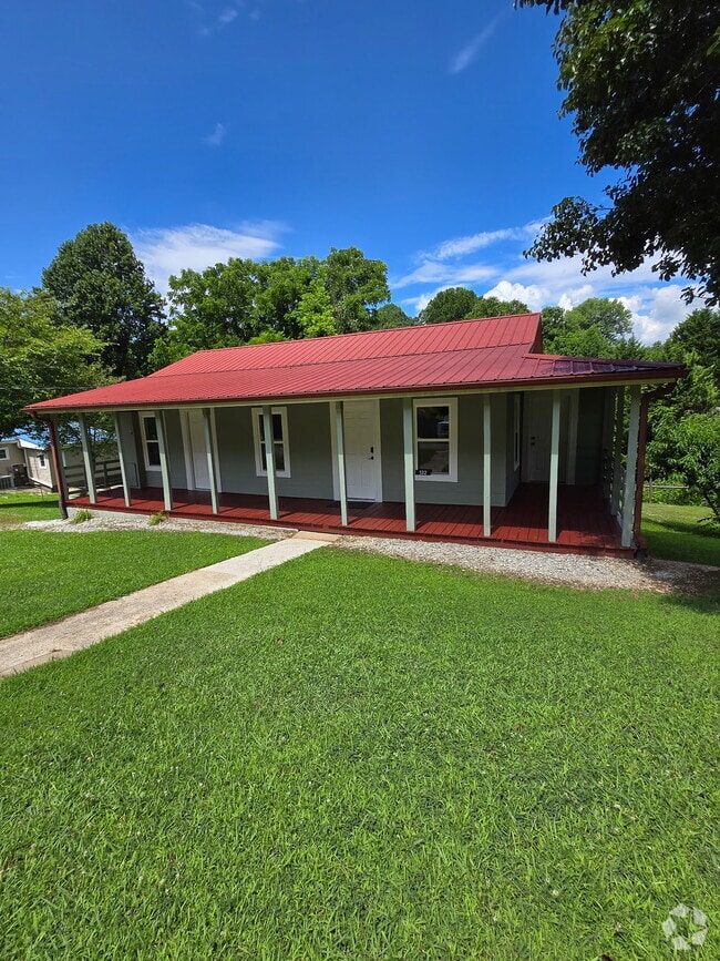 Building Photo - 132 Green St Loop Rental