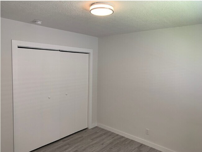 Photo - 228 SW 8th St