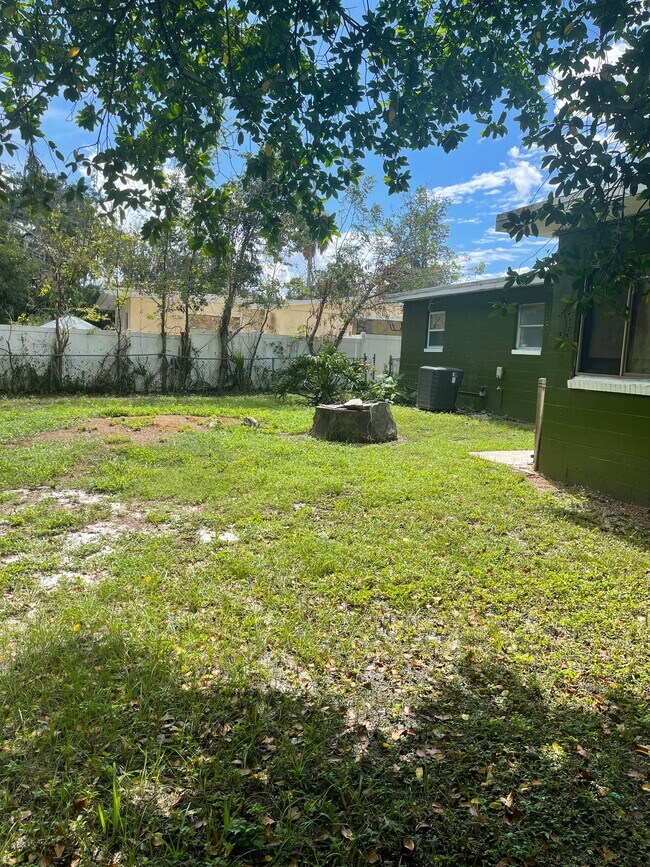 Photo - 535 Colfax Dr