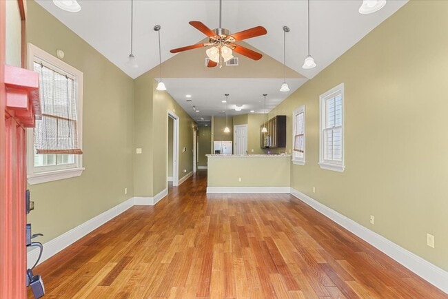 Photo - Three bedroom home with open floorplan, dining room, 3 bathrooms & parking !