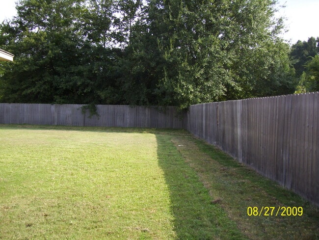 Photo - 109 Newport Dr