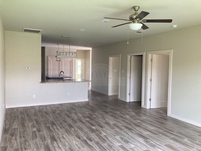 Photo - 5007 White Rose Dr