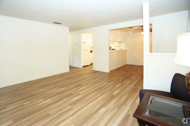 1 Bedroom, 1 Bath - Sunrise Wood Apartments