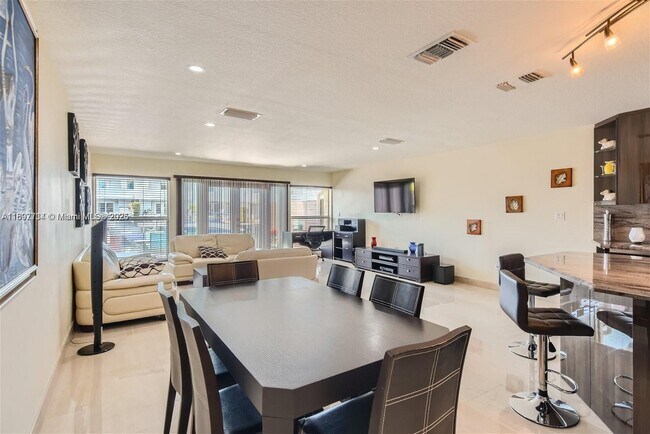 Photo - 3864 NE 167th St