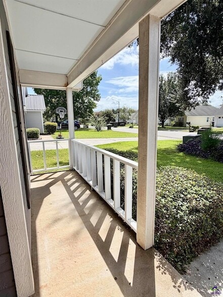 103 Westoak Ct