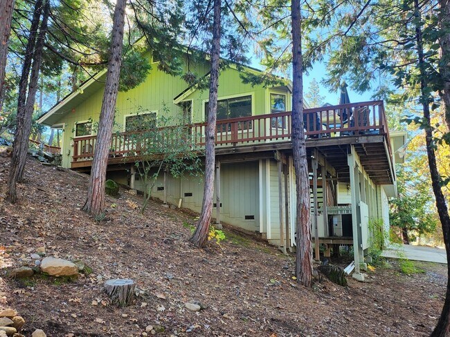 281 Forest Meadows Dr