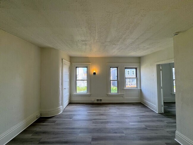 Photo - 111 Harrison Ave Unit 2