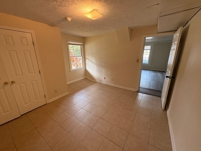 346 Reese St