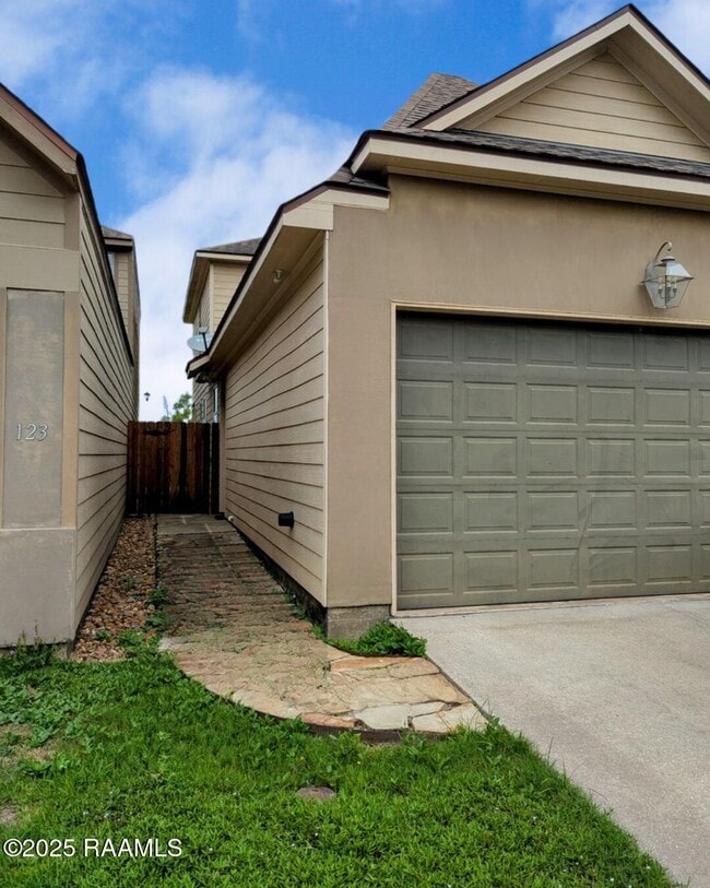 Photo - 125 Villa Park Ln