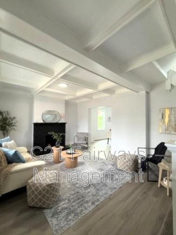 Photo - 1231 Denisonview St