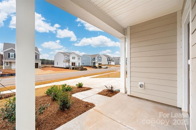 Photo - 108 Rock Ave