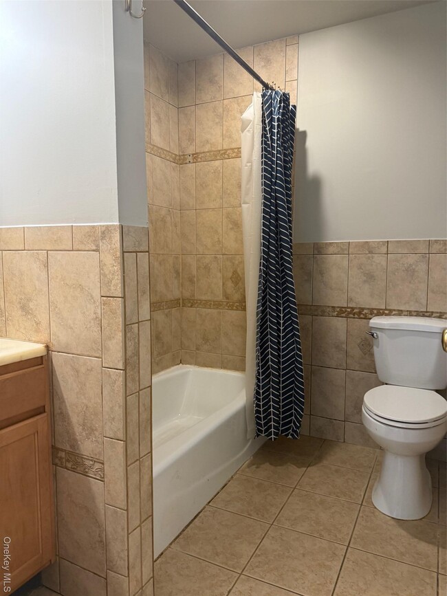 Photo - 129 New St Unit 4