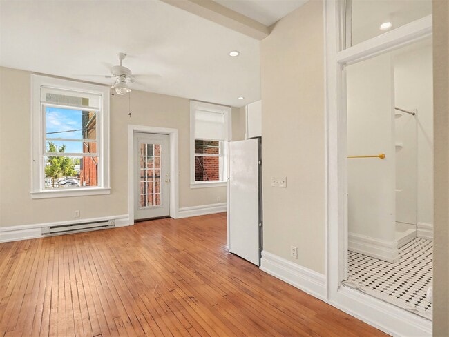 125 E Maumee St Unit 2