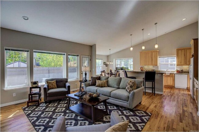 Photo - 3220 Pierce St