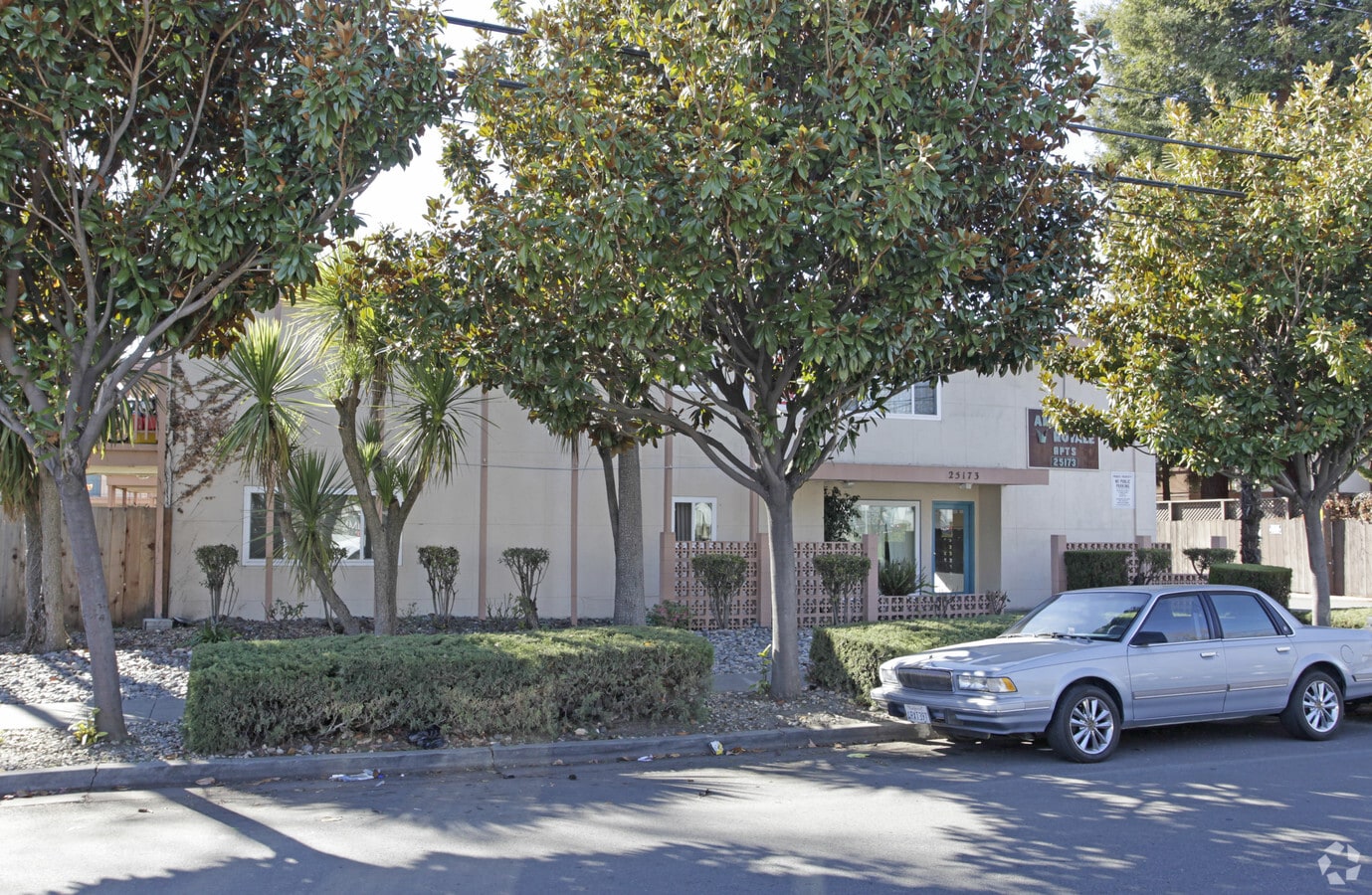 Photo - Amador Royale Apts