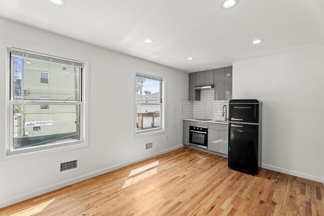 Photo - 695 Summit Ave Apartamento Unidad 2A