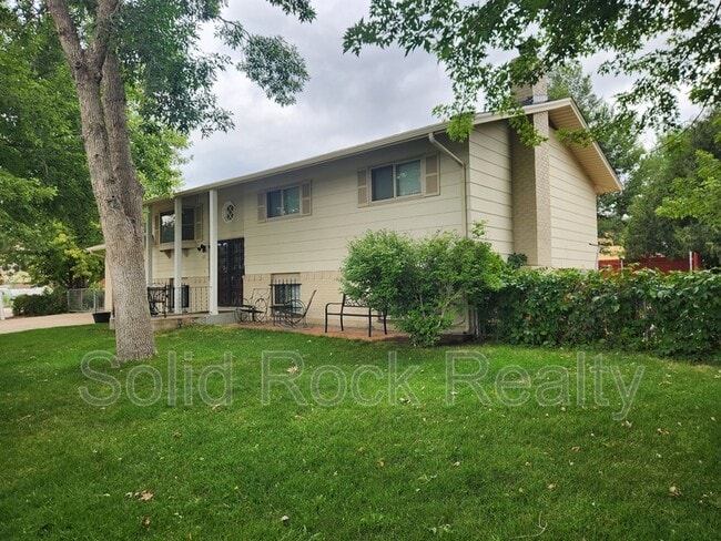 Photo - 635 Quebec St