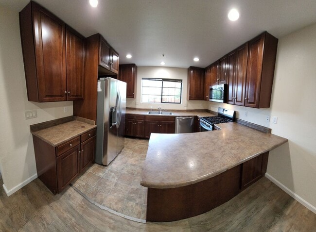 Photo - LOCATION-CLOSE PROXIMITY TO POLY CAMPUS