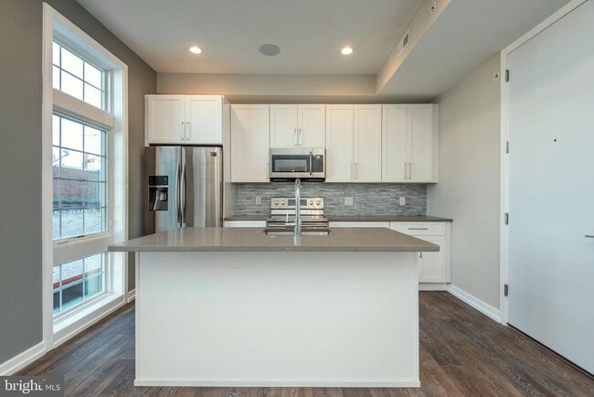 Photo - 1340 S 13th St Unit 3B