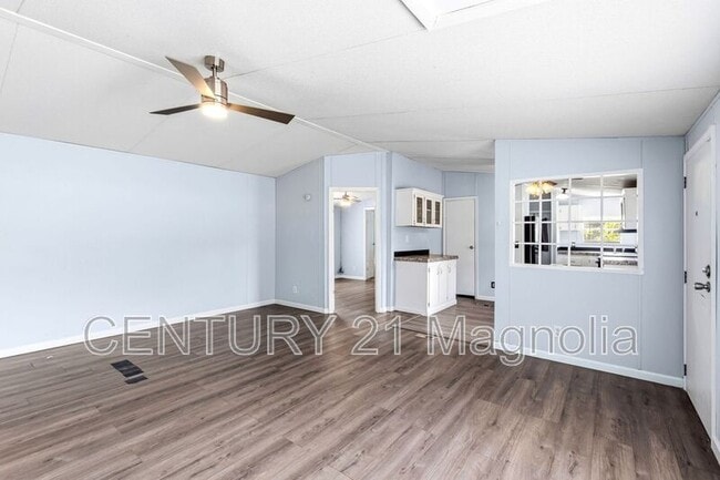 Photo - 735 Bennock Mill Rd