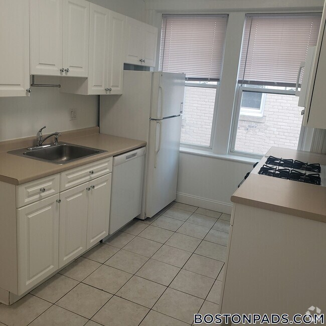 Building Photo - 111 Kilsyth Rd Rental