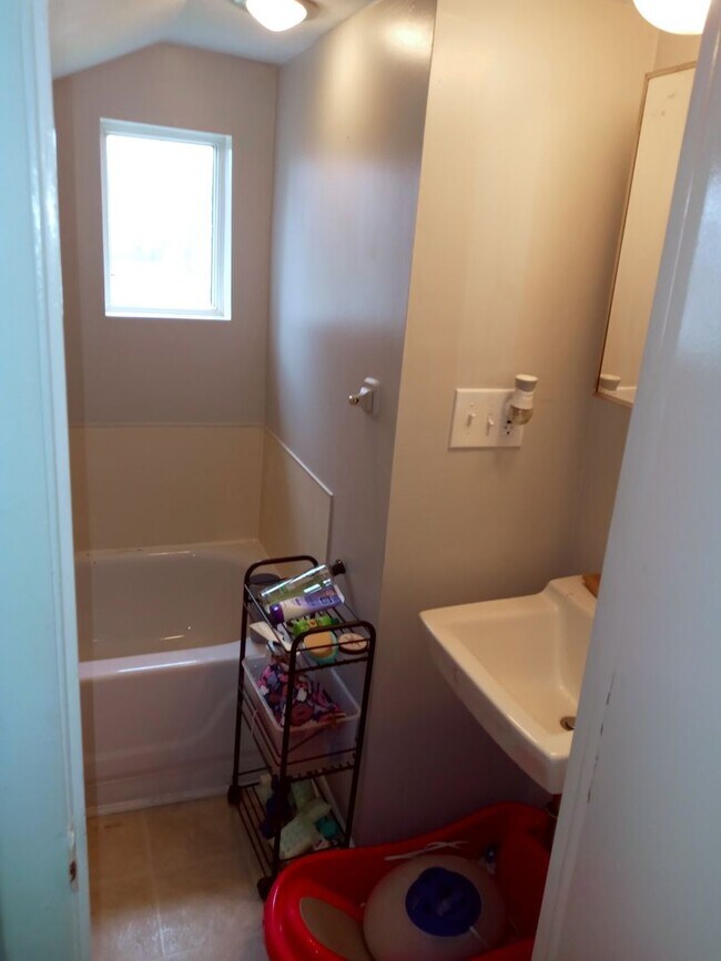 Photo - Charming 2 Bedroom, 2 Bathroom Apartment – Edgewood, MD