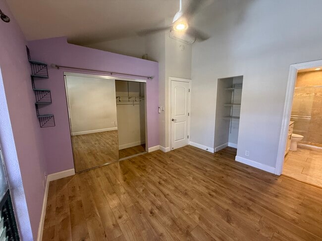 Photo - 15 Kulanihakoi St Unit 19A